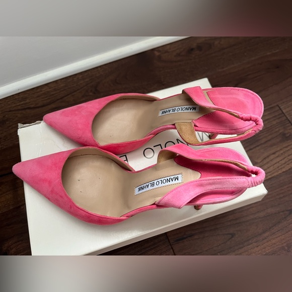 Manolo Blahnik Slingback Heels - Picture 3 of 8
